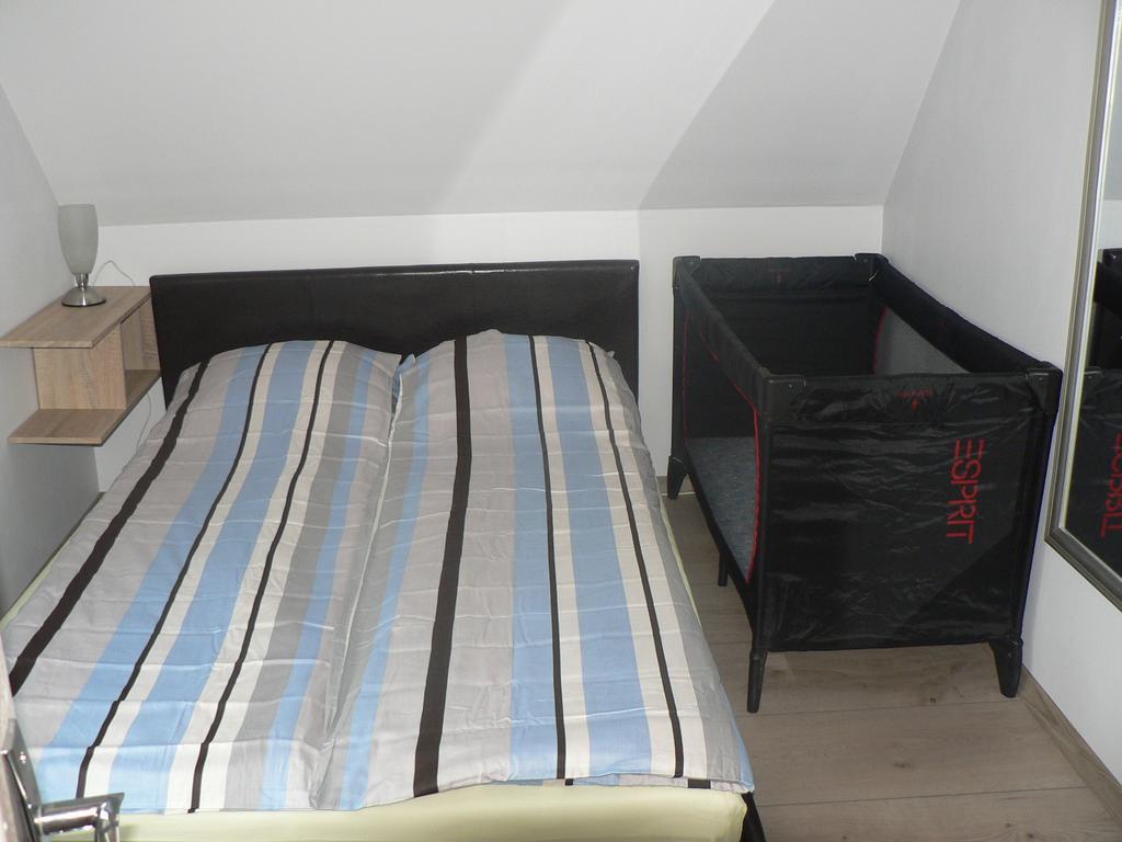 Guest House Podnieki Ventspils Extérieur photo