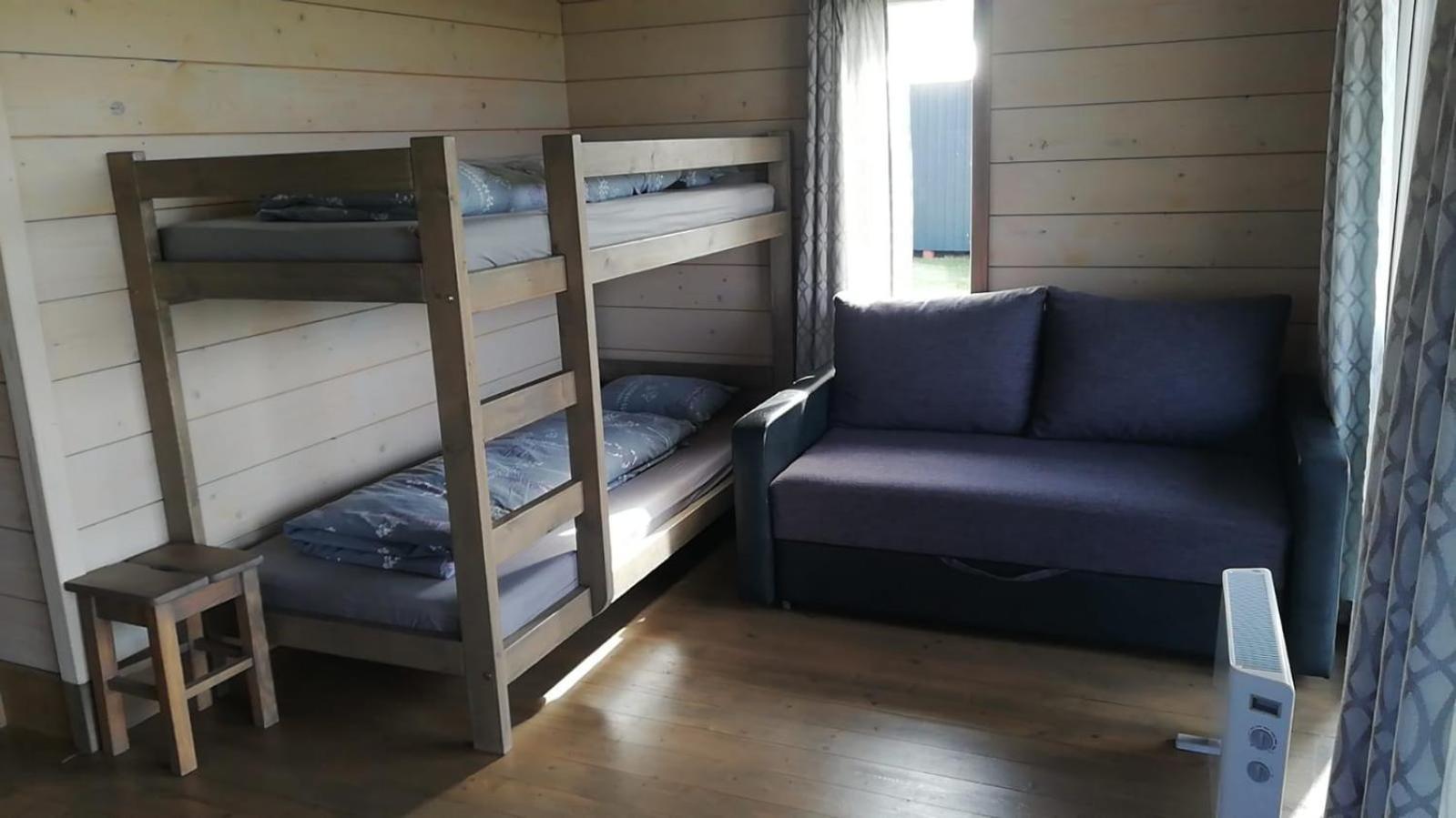 Guest House Podnieki Ventspils Extérieur photo