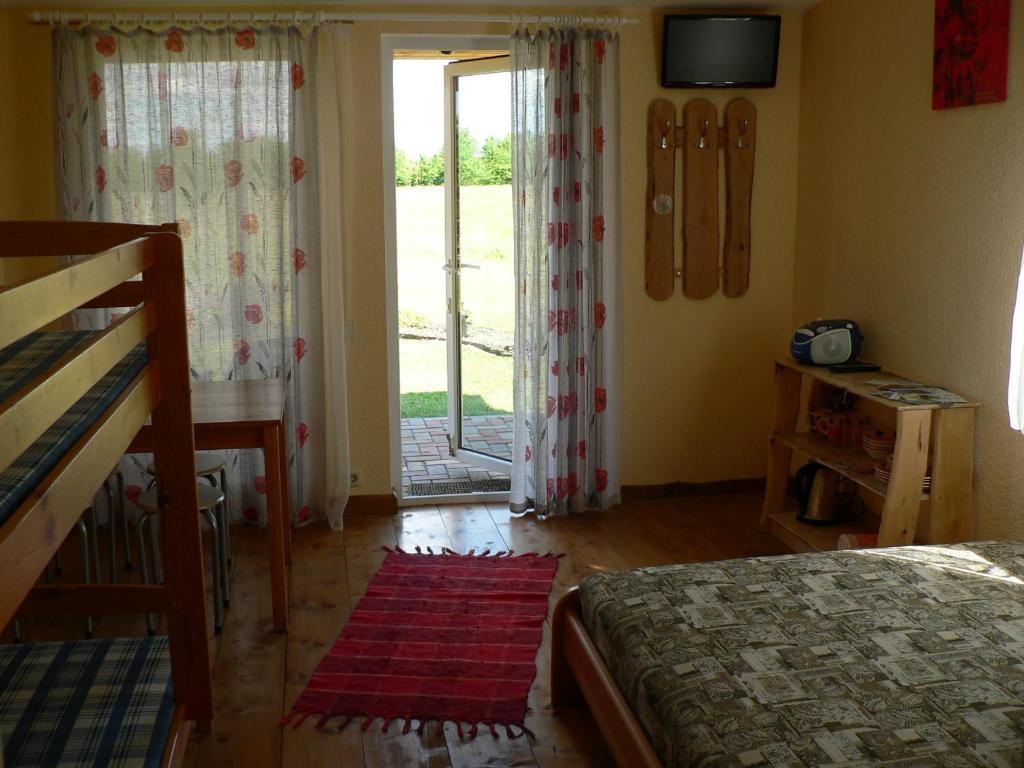 Guest House Podnieki Ventspils Extérieur photo